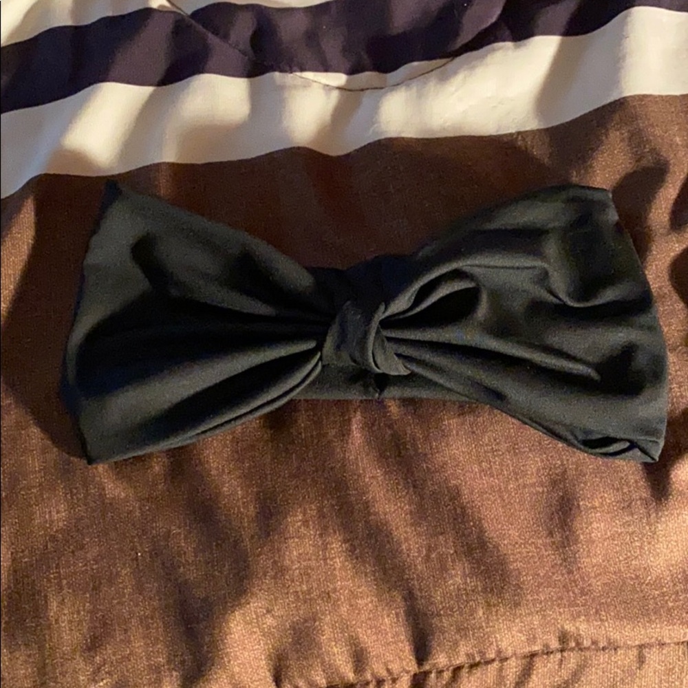 Bow Headband ♥️